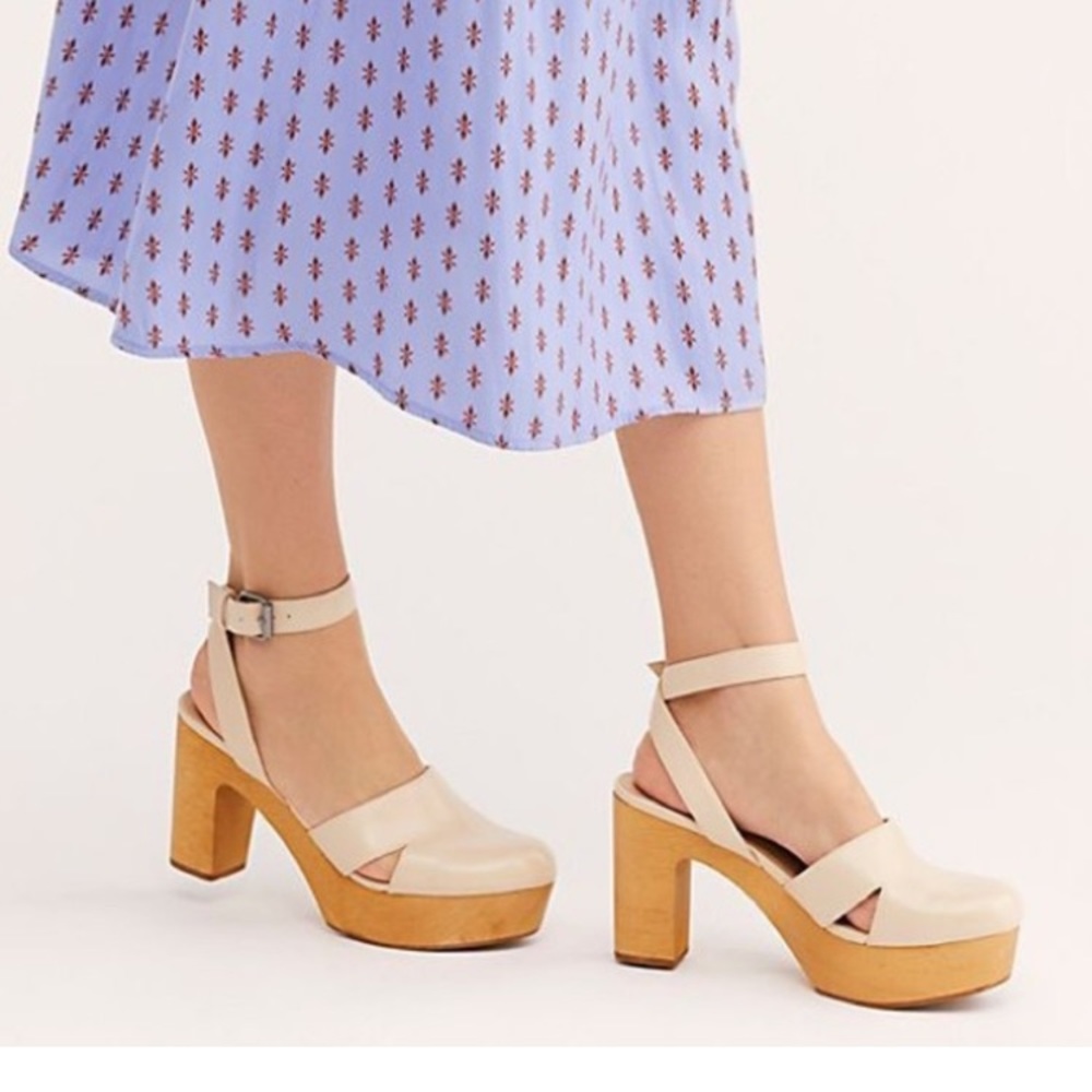 Free People Cream and Tan Mules
